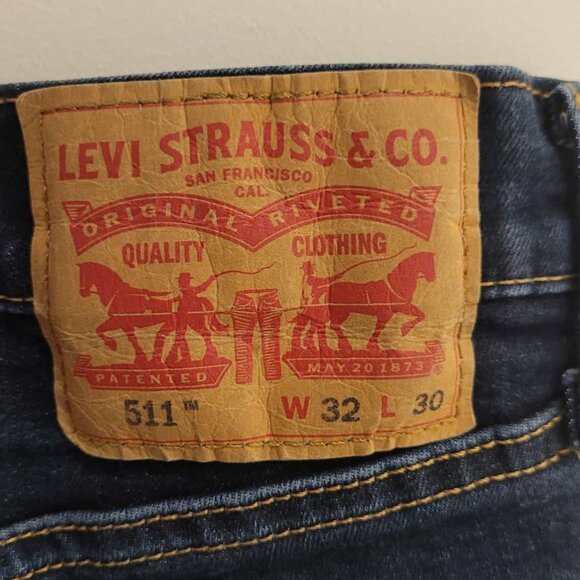 Classic Dark Blue Men's 511 Levi Strauss Jeans- 32 x 30 - Picture 3 of 4